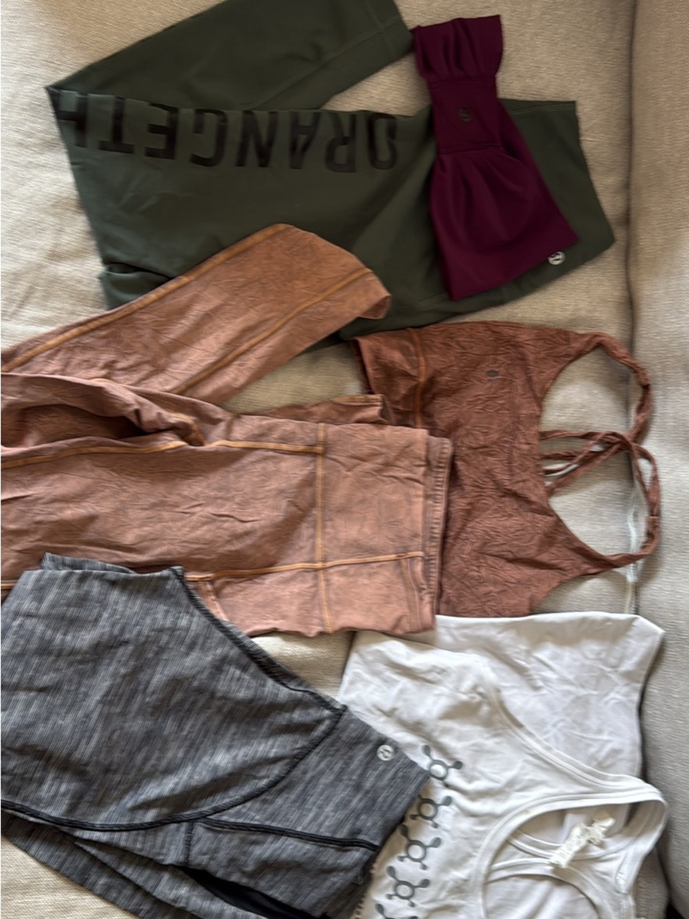 Lululemon closet clean out size 4/6